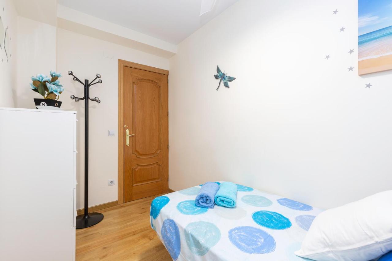 Апартаменты Apartamento Puente De Segovia Мадрид Экстерьер фото